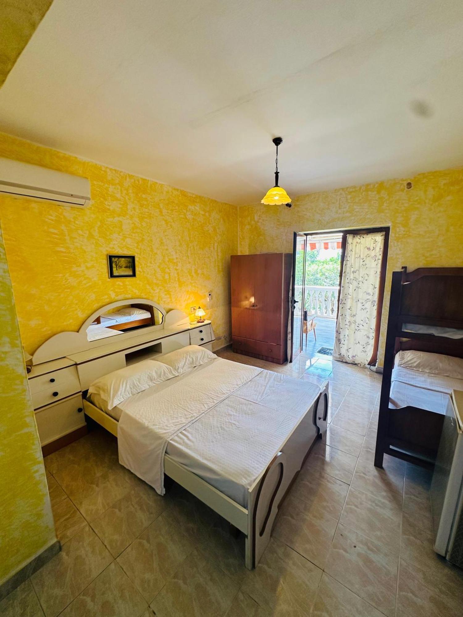 Vila Leskaj Villa