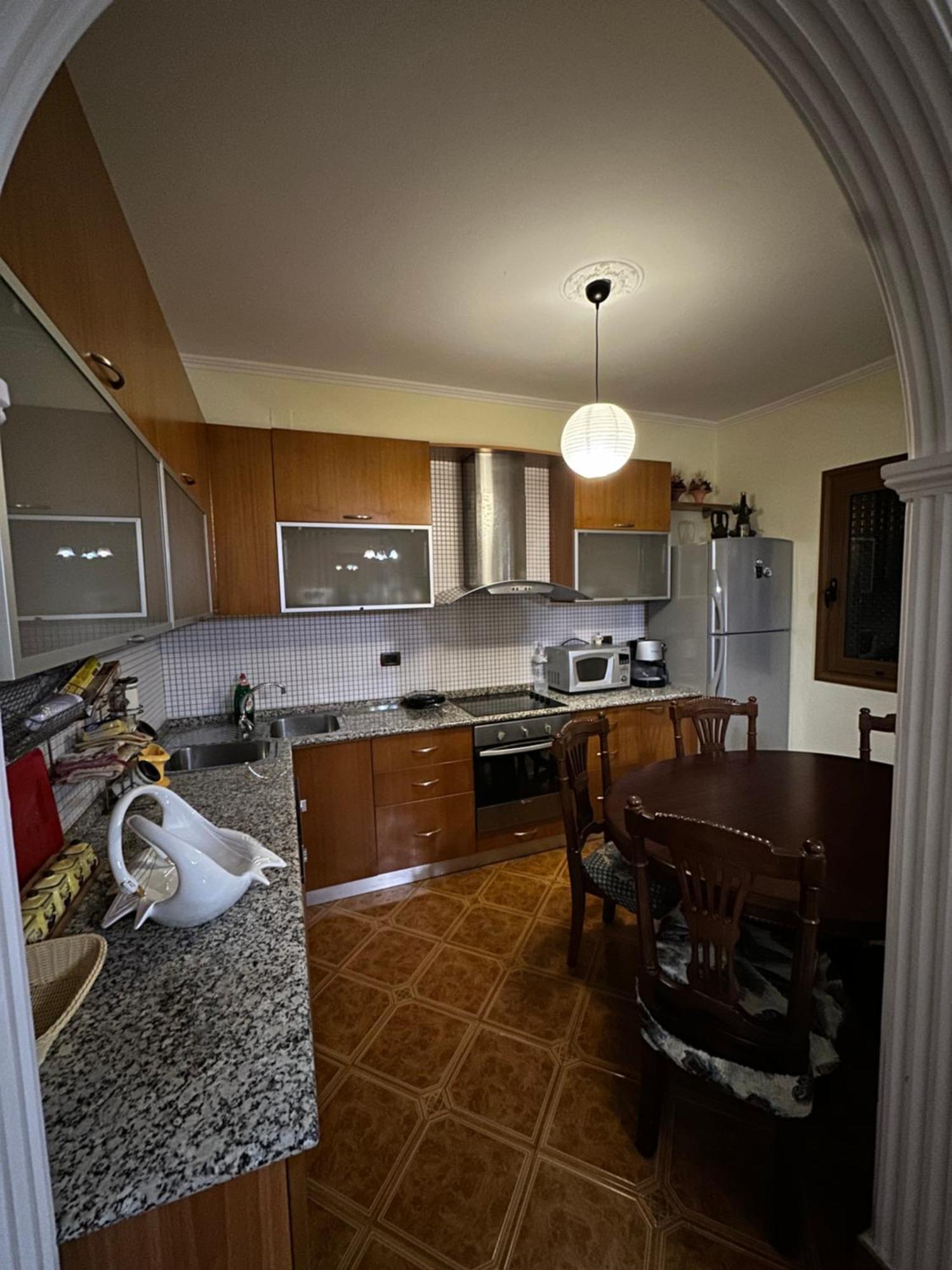Vila Leskaj * Wlora