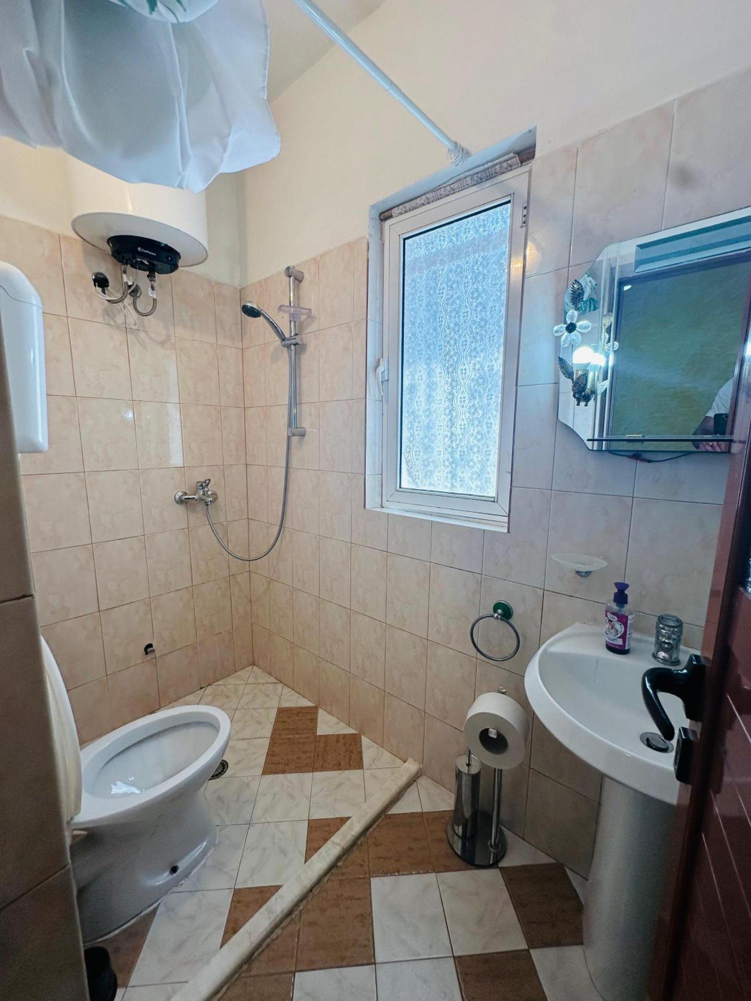 Vila Leskaj Wlora